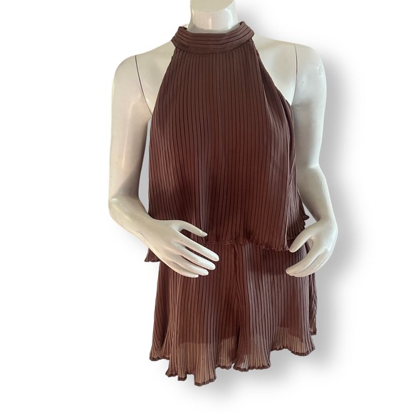 Lush One Piece Mocha Romper Pleated Sleeveless Brown Size M - Picture 1 of 12
